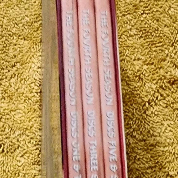 Charmed - The complete 4th season DVD's  (2006) - Picture 3 of 3